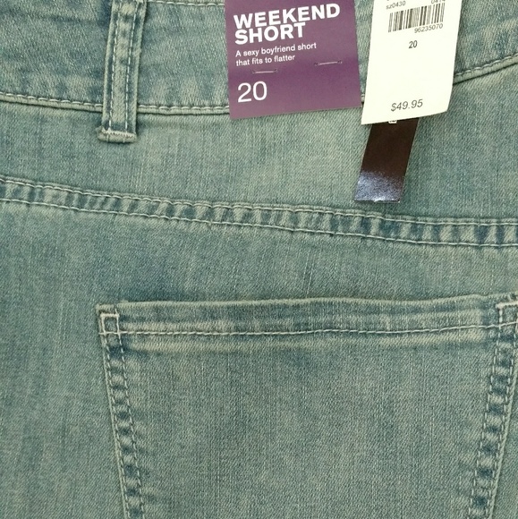 Lane Bryant jean shorts NWT - Picture 2 of 4